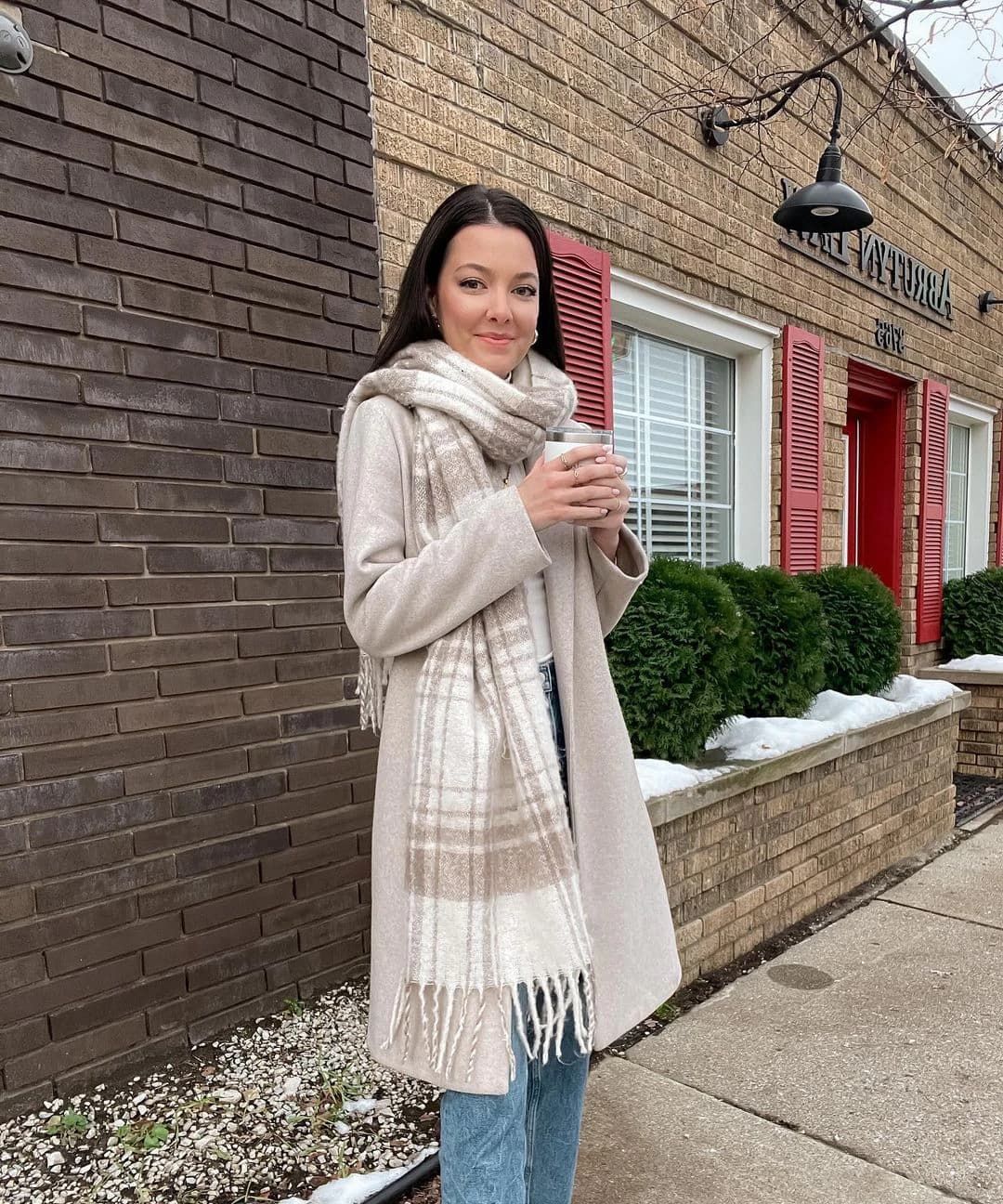 Cozy Casual Outfit with a Plaid Scarf and Beige Wool Coat Cozy Casual Outfit with a Plaid Scarf and Beige Wool Coat — Winter Accessories Outfits 2027