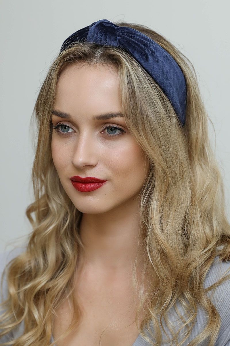 Blonde Blowout With Velvet Headband Blonde Blowout With Velvet Headband — Winter Headband Hairstyles 2027