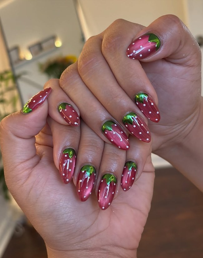 Strawberry Design with Cat Eye Finish Strawberry Design with Cat Eye Finish — Cat Eye Nails 2027