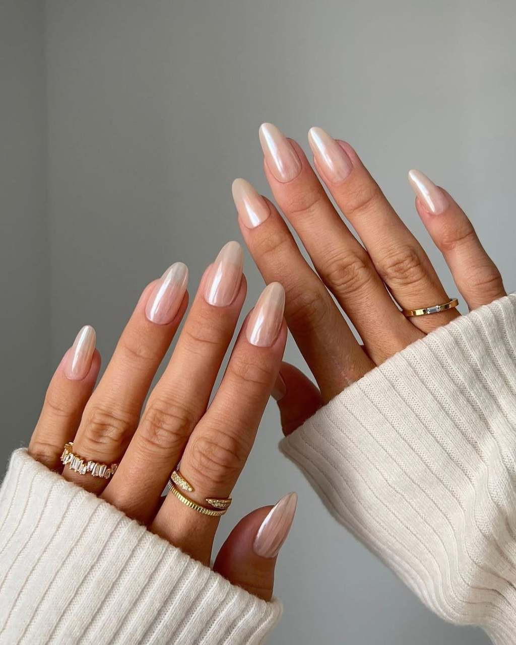 Both Hands Close-Up Sheer Beige Intense Pearlescent Chrome Medium Almond Both Hands Close-Up Sheer Beige Intense Pearlescent Chrome Medium Almond — Glazed Nails 2027