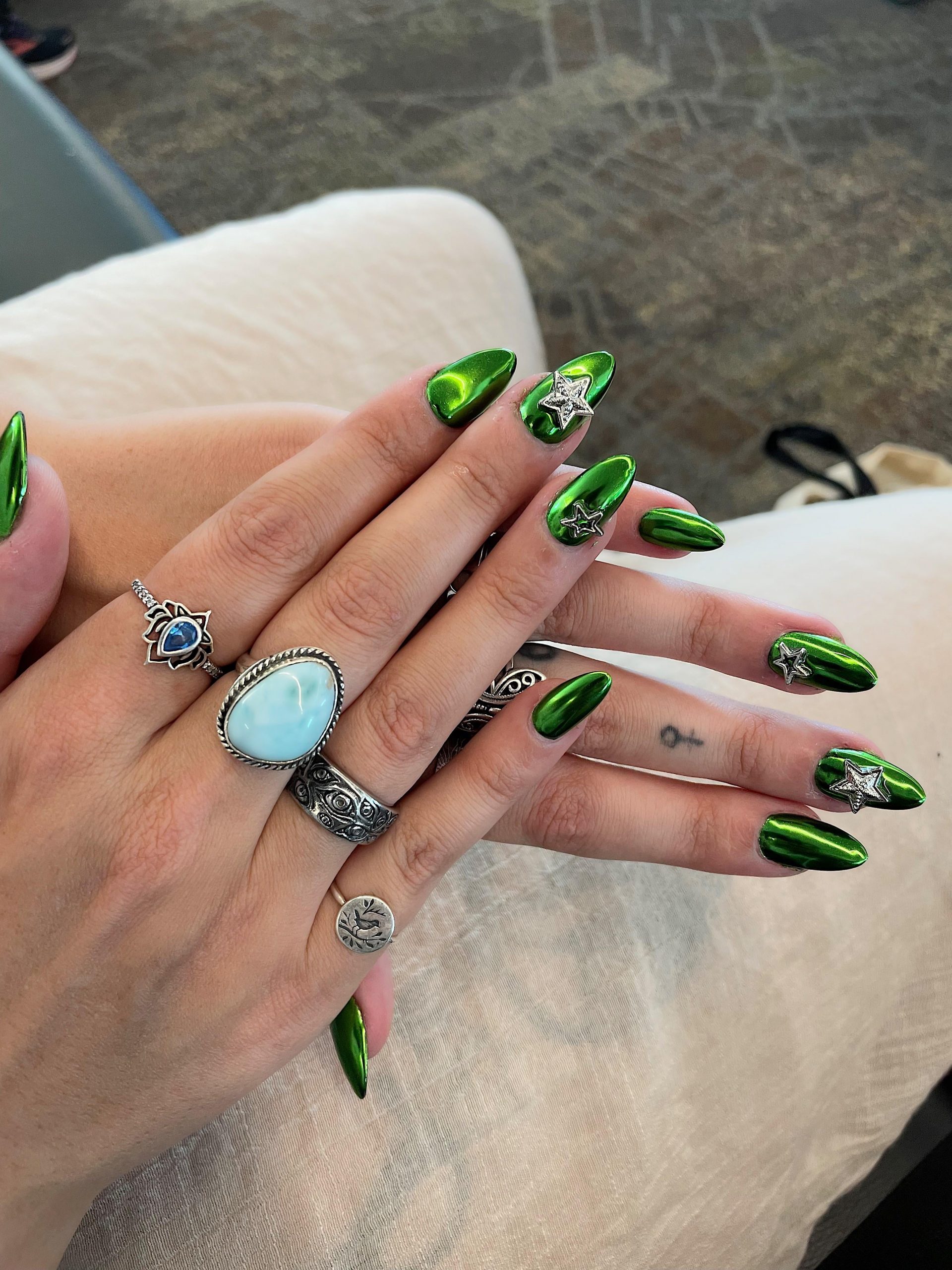 Nail Shape And Length E G Medium Almond Visual Idea Nail Shape And Length E G Medium Almond Visual Idea — Green Chrome Nails 2027