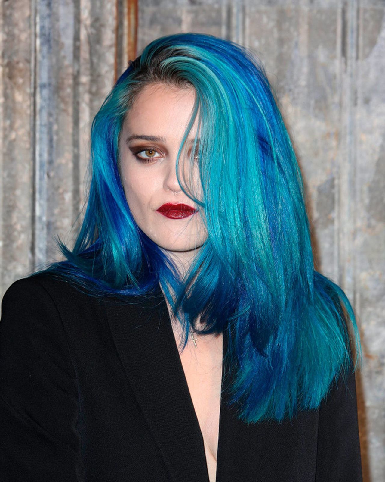 Visual Idea Visual Idea — Sky Blue Hair 2027