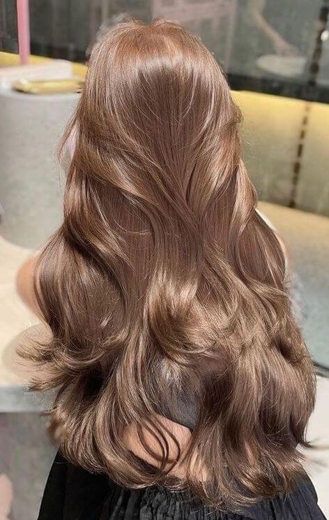 Mid-Back Subtle Ash Blonde Highlights on Medium Brown Mid-Back Subtle Ash Blonde Highlights on Medium Brown — Highlights Trends 2027