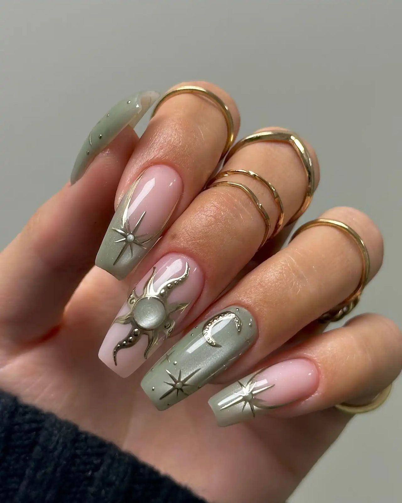 Medium Stiletto Green Nude Gold Celestial Medium Stiletto Green Nude Gold Celestial — Galaxy Nails 2027