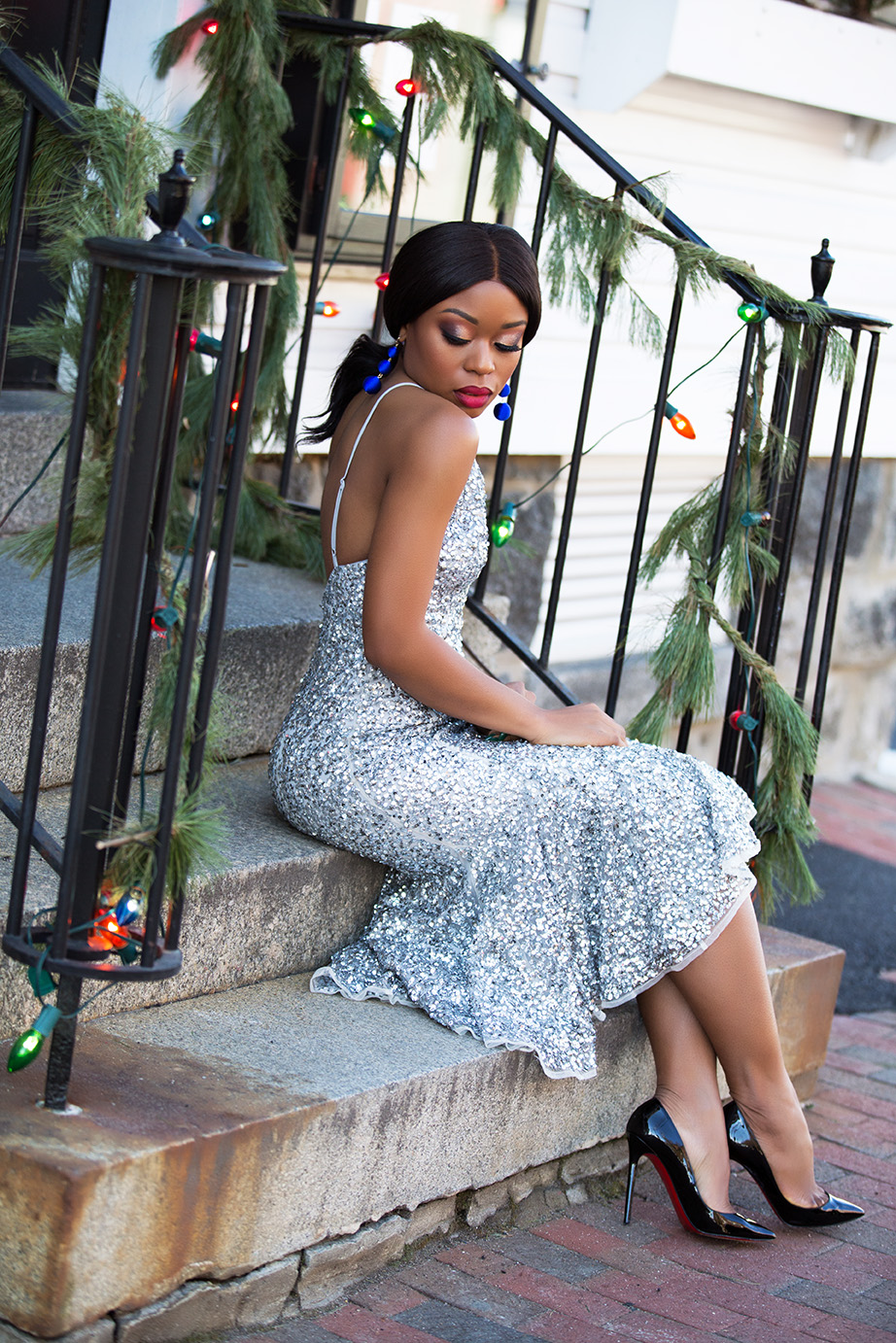 Full-Length Silver Sequin Mermaid Dress for a Glamorous NYE Full-Length Silver Sequin Mermaid Dress for a Glamorous NYE — Sequin New Years Eve Outfits 2027