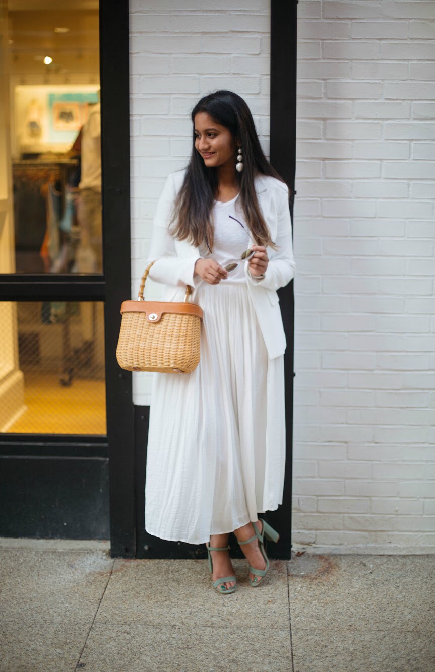 Pleated Midi Skirt and Mint Blazer: A Fresh Spring Combination Pleated Midi Skirt and Mint Blazer: A Fresh Spring Combination — Spring Outfit Trends 2027