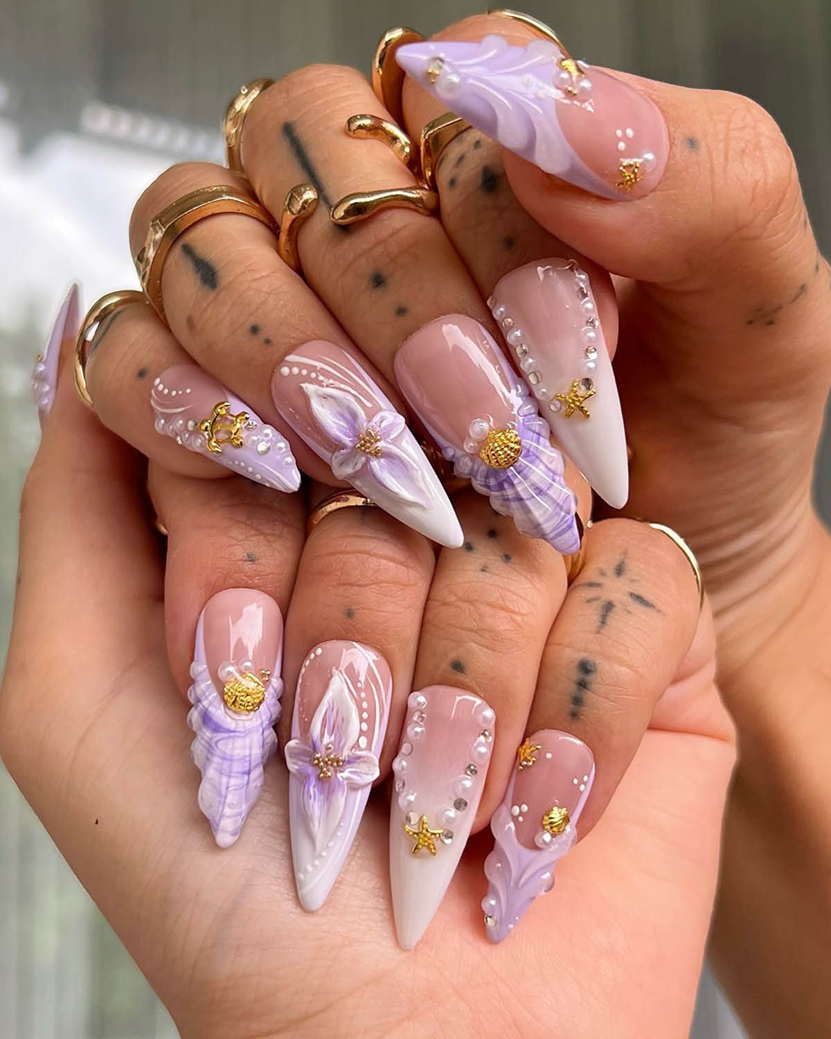 3D Floral Lavender Ombré Stiletto 3D Floral Lavender Ombré Stiletto — Lavender Stiletto Nails 2027