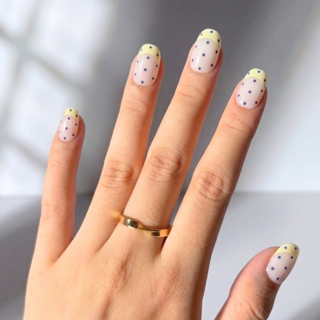 Medium Oval Sheer Pink with Purple Dots Medium Oval Sheer Pink with Purple Dots — Polka Dot Nails 2027