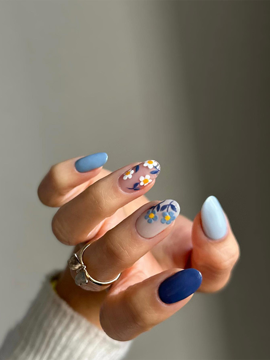 Clean Lines Precise Painting Visual Idea Clean Lines Precise Painting Visual Idea — Floral Nails 2027