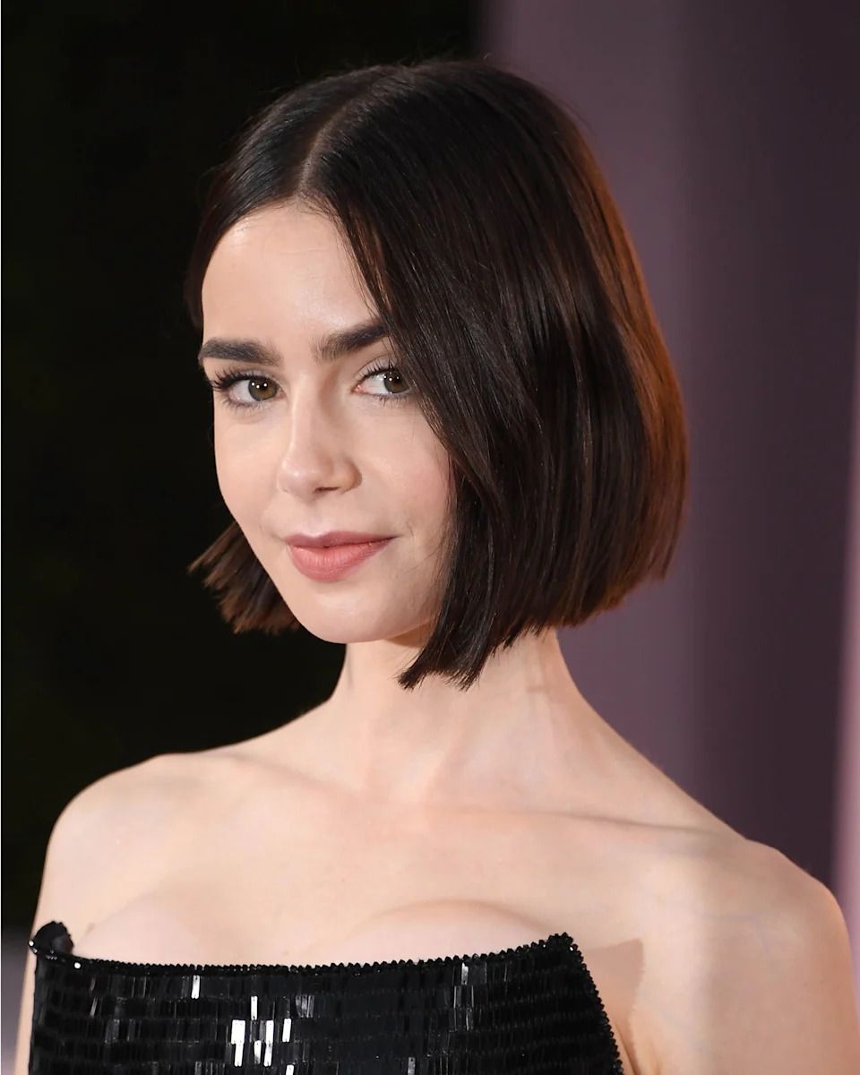 Sharp Dark Bob With Inward Curl — Y2K Bob 2027