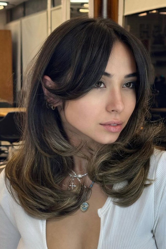 Layered Lob With Voluminous Curtain Bangs Layered Lob With Voluminous Curtain Bangs — Bangs Trends 2027