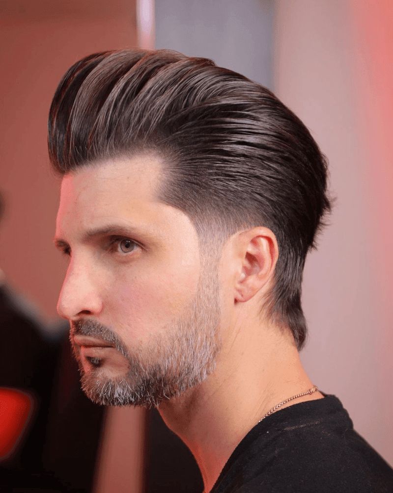Face-Framing Layers Visual Idea Face-Framing Layers Visual Idea — Hairstyles 2027 for Heart Face