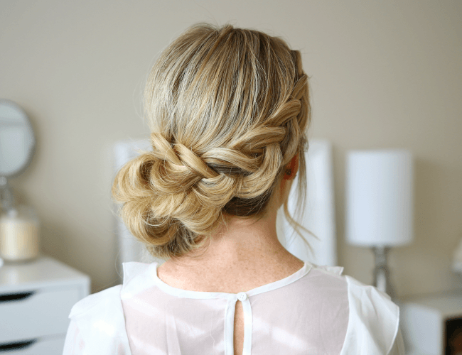 Blonde Visual Idea Blonde Visual Idea — Holiday Hairstyles 2026