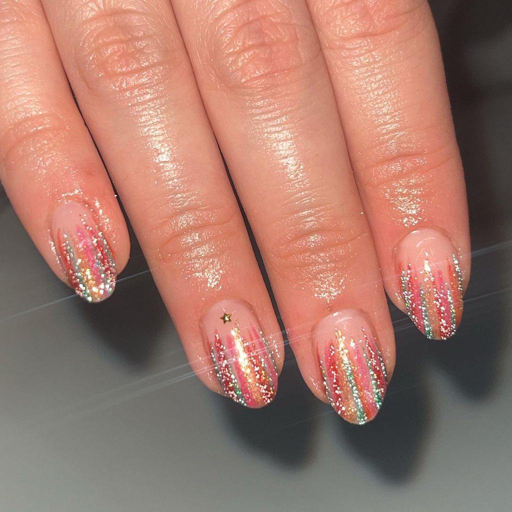 Pink Glitter Stripe Oval Nails Pink Glitter Stripe Oval Nails — Medium Length Winter Nails 2027