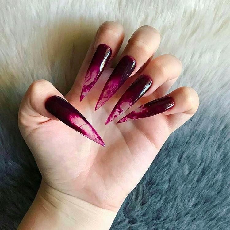 Glitter Red Roses Thorns Glitter Red Roses Thorns — Vampire Nails 2027