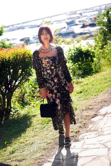 Black Floral Print Long-Sleeved Milkmaid Dress with Ruffled Hem and Platform Sandals Black Floral Print Long-Sleeved Milkmaid Dress with Ruffled Hem and Platform Sandals — Milkmaid Dresses 2027