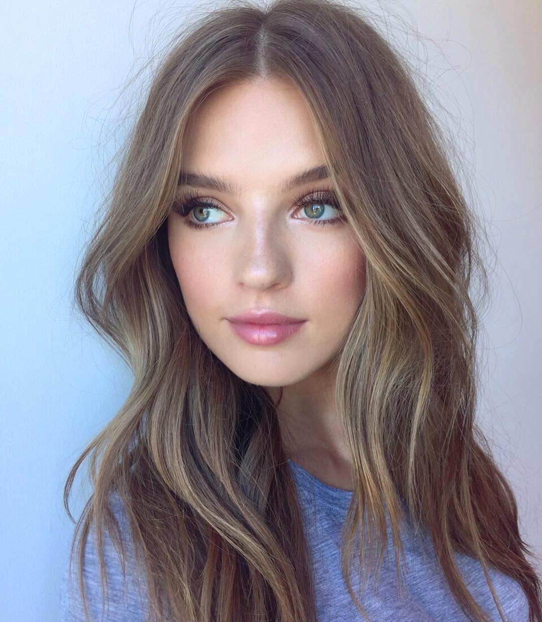 Warm Honey Blonde With Golden Highlights Warm Honey Blonde With Golden Highlights — Hair Color 2027 for Pale Skin
