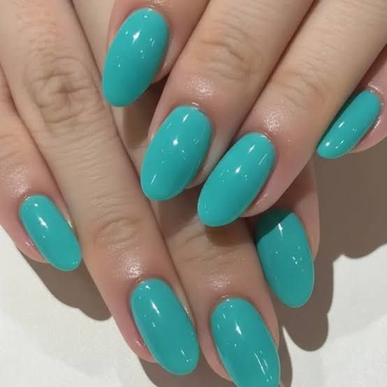 Summer Visual Idea — Teal Nails 2027