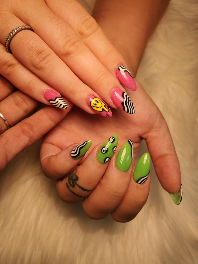 Mixed Design Pink and Green Rave Nails Mixed Design Pink and Green Rave Nails — Pink Rave Nails 2027