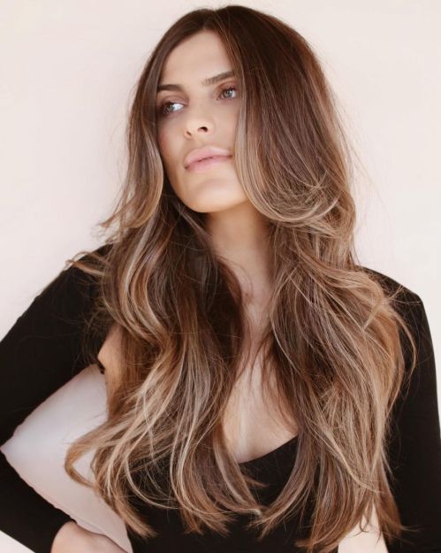 Wavy Medium To Thick Density Mid-Back Waves With Blonde Balayage Wavy Medium To Thick Density Mid-Back Waves With Blonde Balayage — Face Framing Layers 2027