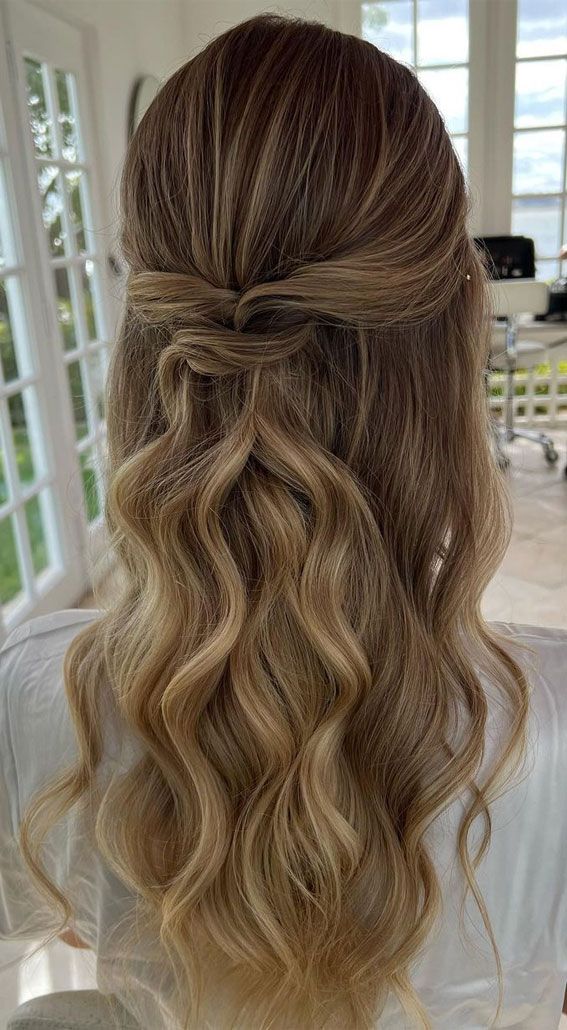 Light Brown With Blonde Highlights Visual Idea Light Brown With Blonde Highlights Visual Idea — Down Date Night Hairstyles 2027