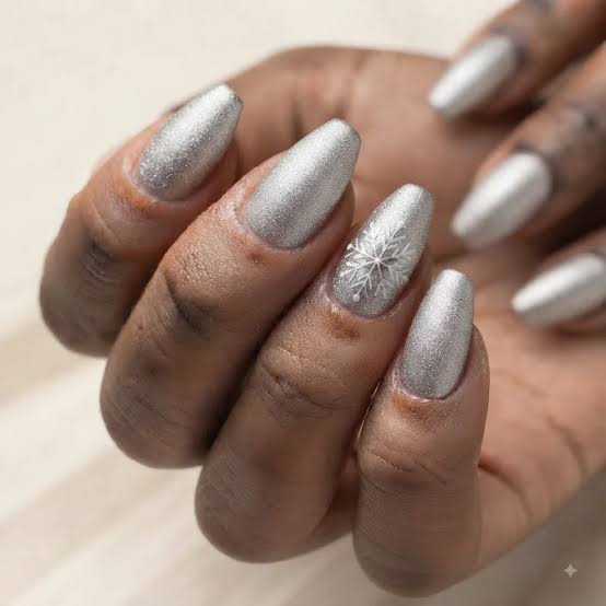Champagne Gold Glitter Icicle Drip Nails Champagne Gold Glitter Icicle Drip Nails — Winter Coffin Nails 2027