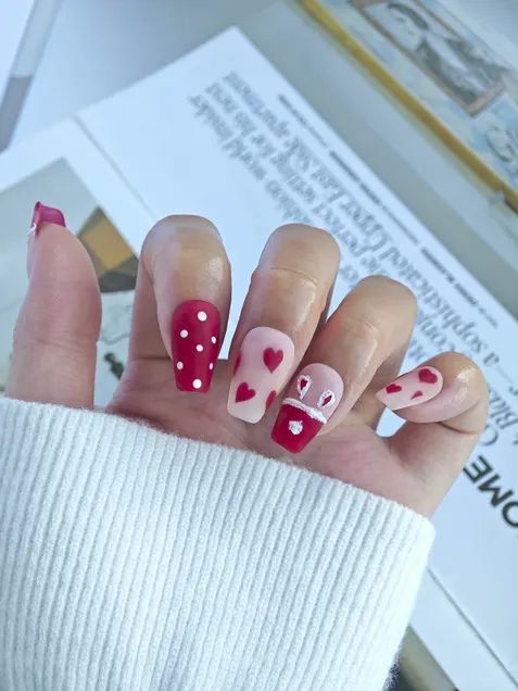 Matte Glossy Visual Idea Matte Glossy Visual Idea — Valentines Press On Nails 2027