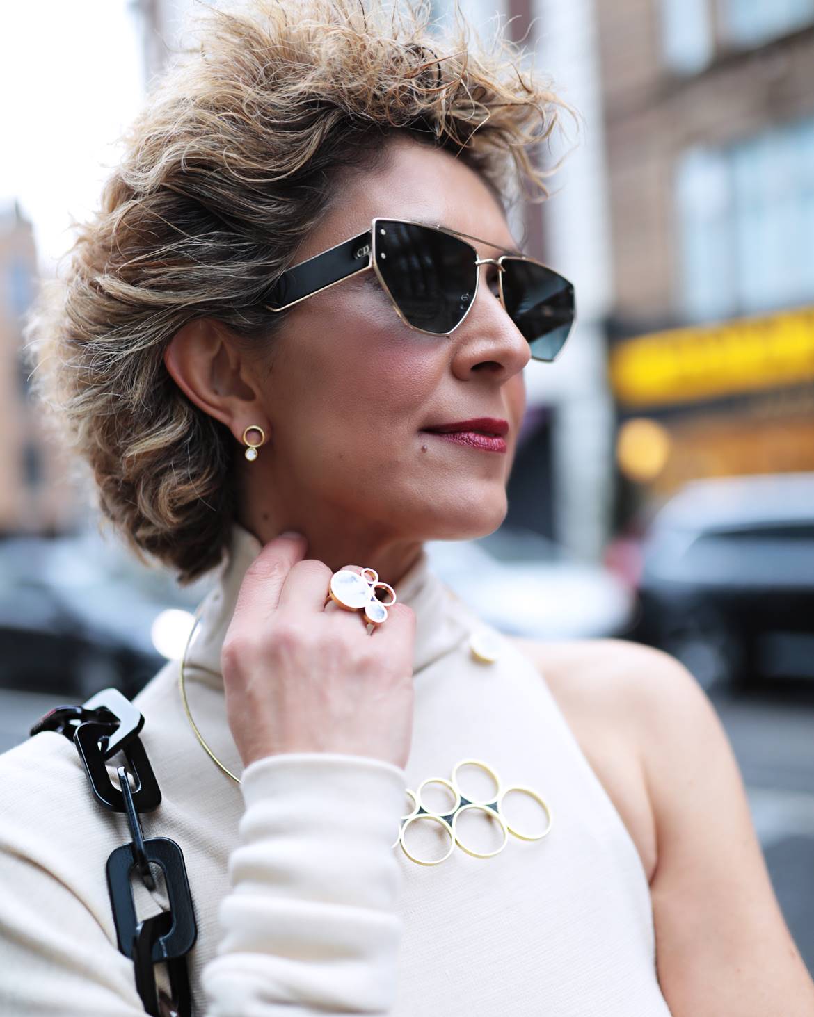 Pearl Power: Statement Rings and Brooches — Jewelry Trends 2027
