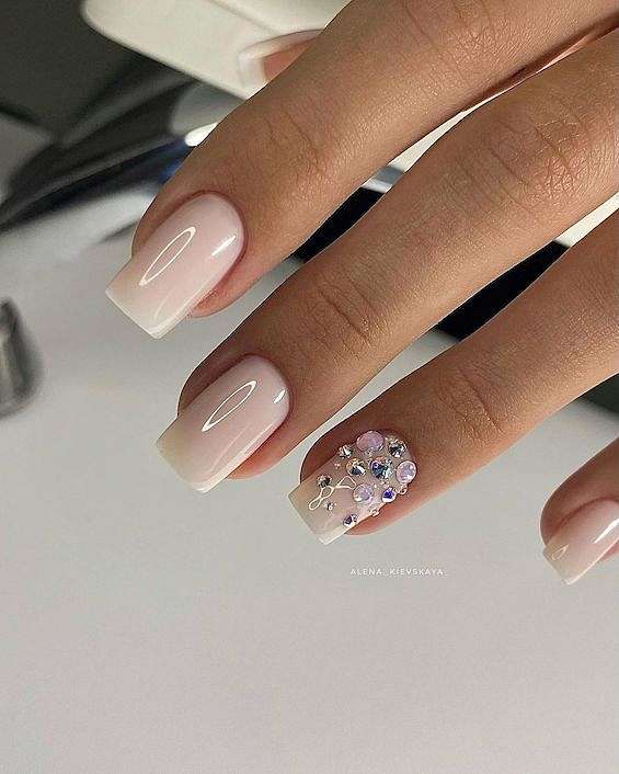 Short Square Milky Pink Ombre with Rhinestone Accent Short Square Milky Pink Ombre with Rhinestone Accent — Wedding Square Nails 2027