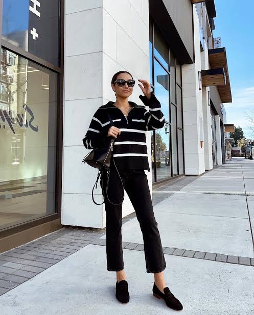Effortless Chic: Abercrombie's Striped Sweater with Black Jeans Effortless Chic: Abercrombie's Striped Sweater with Black Jeans — Abercrombie Outfits 2027