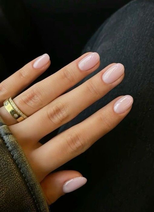 Soft Color And Glossy Finish Glossy Pale Pink Short Oval Nails Soft Color And Glossy Finish Glossy Pale Pink Short Oval Nails — Neutral Nails 2027
