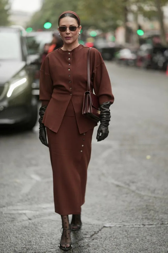 Sophisticated Brown Tones with a Classic Headband — Headband Outfits 2027