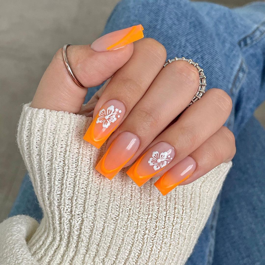 One Hand Medium Shot Visual Idea One Hand Medium Shot Visual Idea — Tangerine Nails 2027