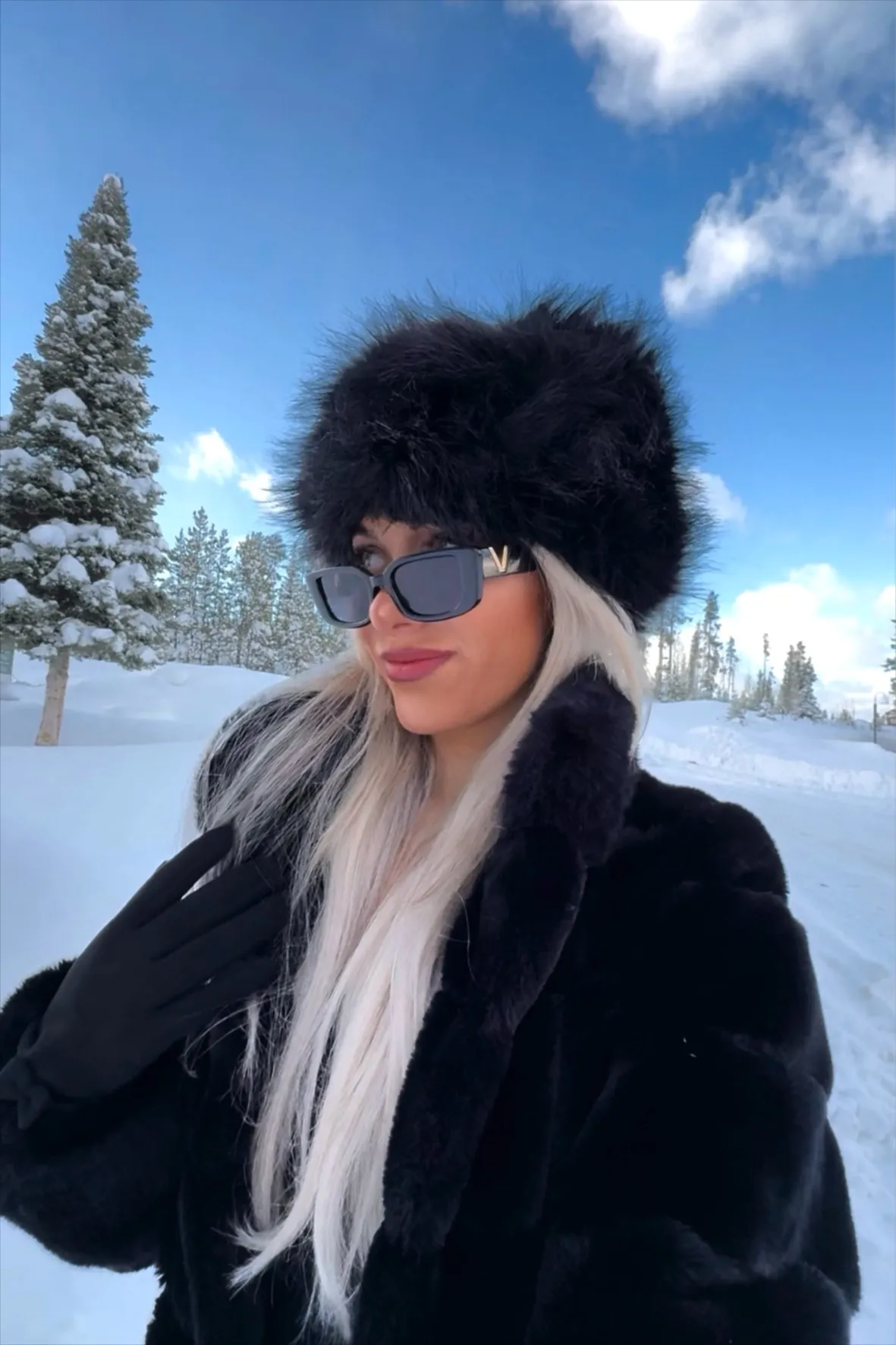 Luxurious Black Faux Fur Coat and Hat for a Chic Winter Outing — Snow Outfits 2027