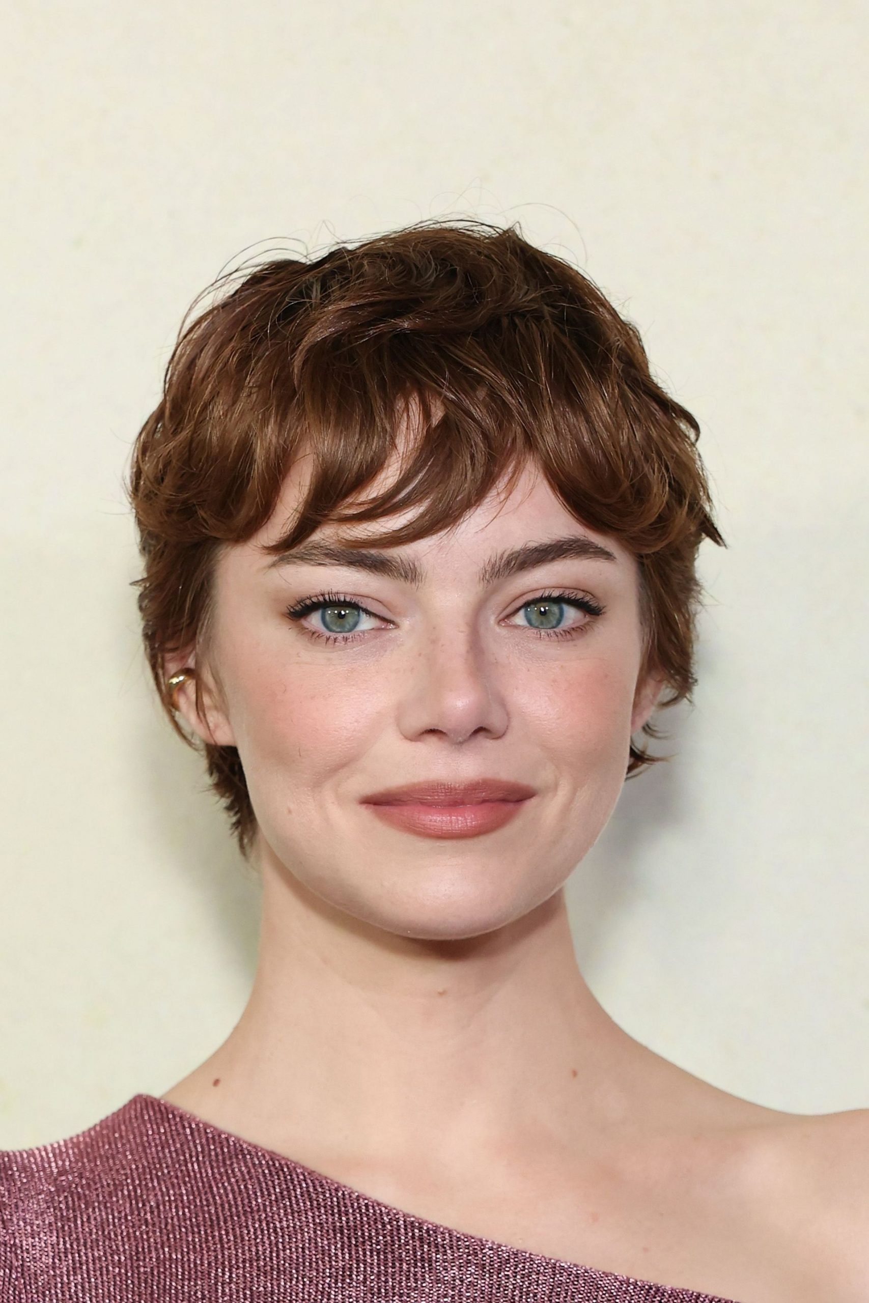Auburn Layered Pixie with Piecey Bangs Auburn Layered Pixie with Piecey Bangs — Pixie 2027 with Bangs