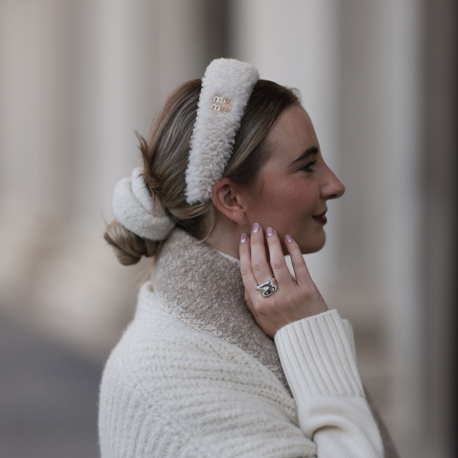Visual Idea Visual Idea — Winter Headband Hairstyles 2027