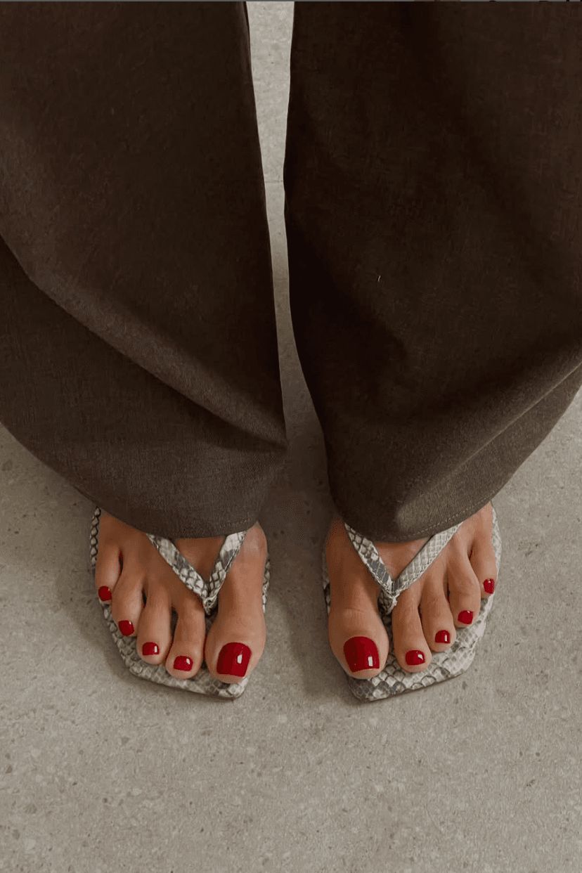 Glossy Visual Idea Glossy Visual Idea — Summer Pedicure Colors 2027