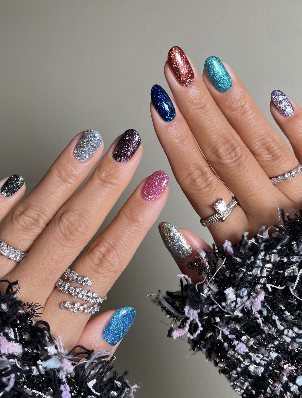 Multi-Color Glitter Ombré Tips Multi-Color Glitter Ombré Tips — Glitter Nails 2027