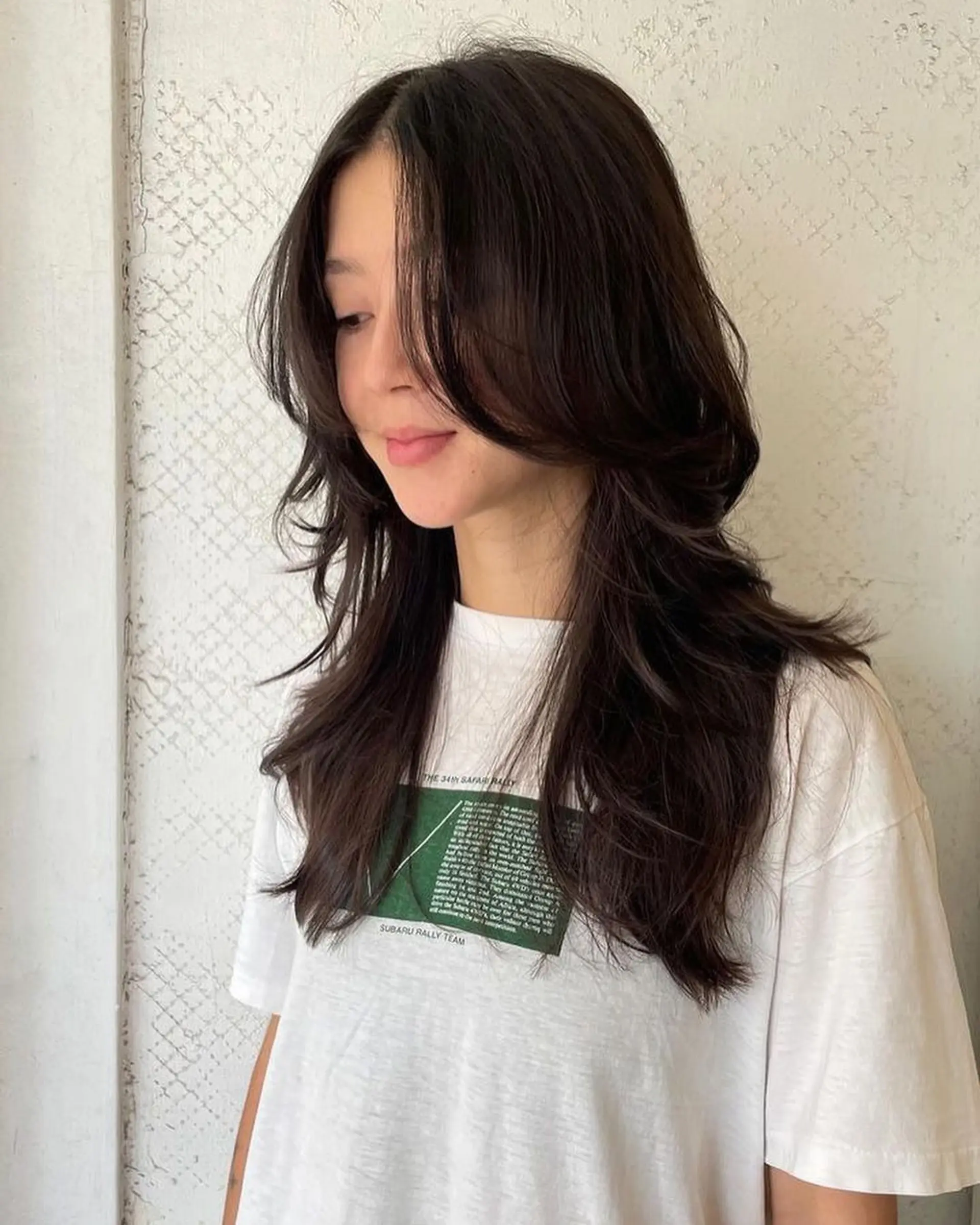 Collarbone Layers With Air-Dried Curtain Bangs Collarbone Layers With Air-Dried Curtain Bangs — Dark Brown Hair 2027