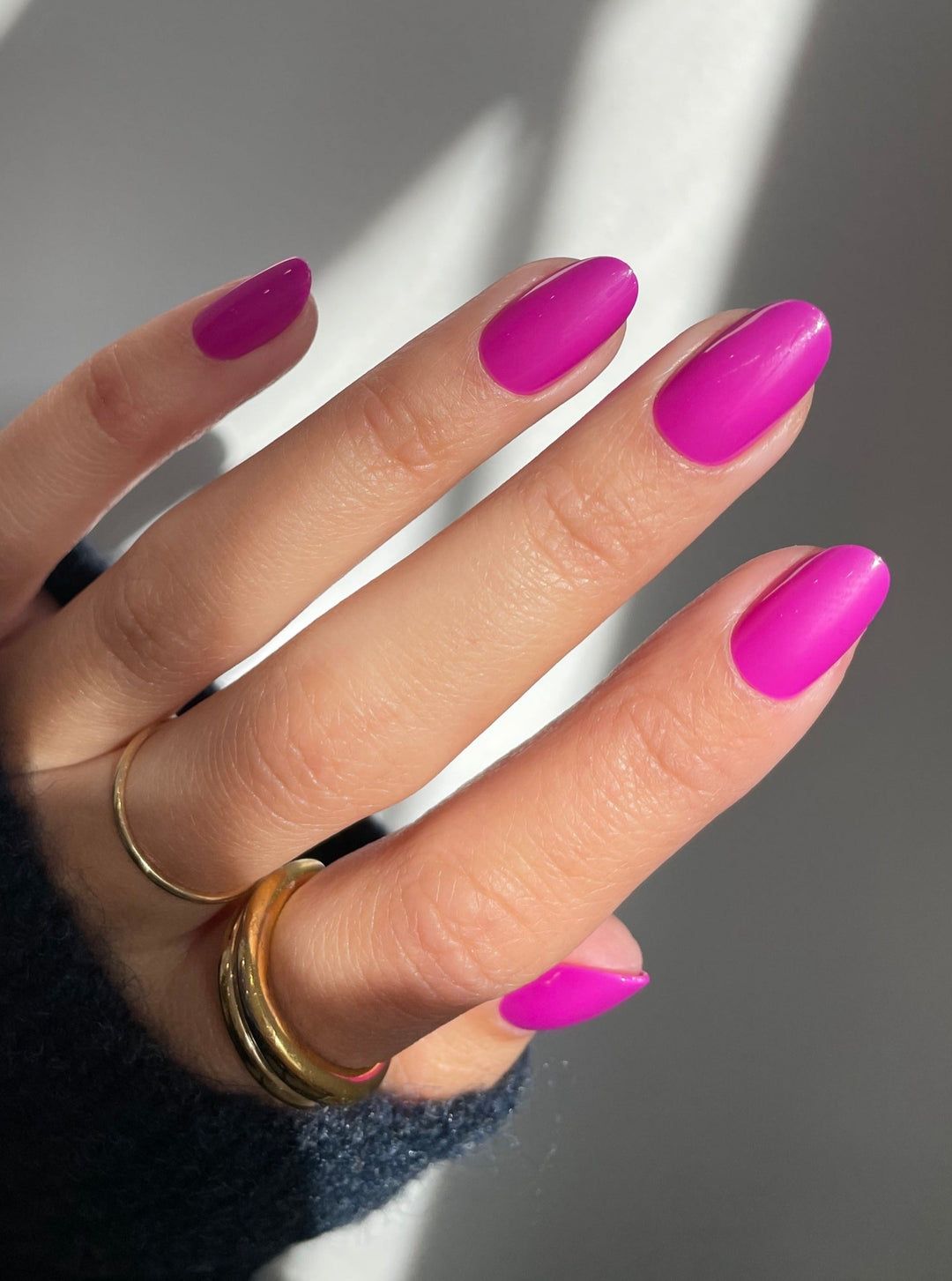 Bright Magenta Medium Almond Nails Bright Magenta Medium Almond Nails — Magenta Nails 2027