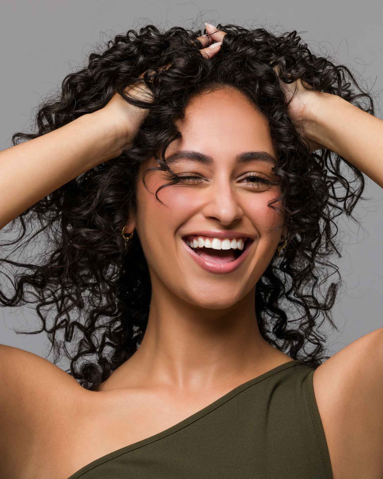 Glossy Curly Shoulder Length Glossy Curly Shoulder Length — Glazed Hair 2027