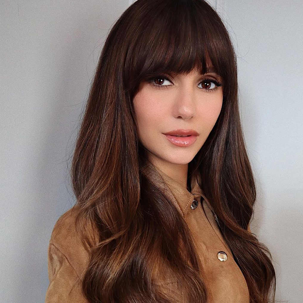 Sleek Chin Bob With Blunt Bangs — Bangs 2027 for Oval Face