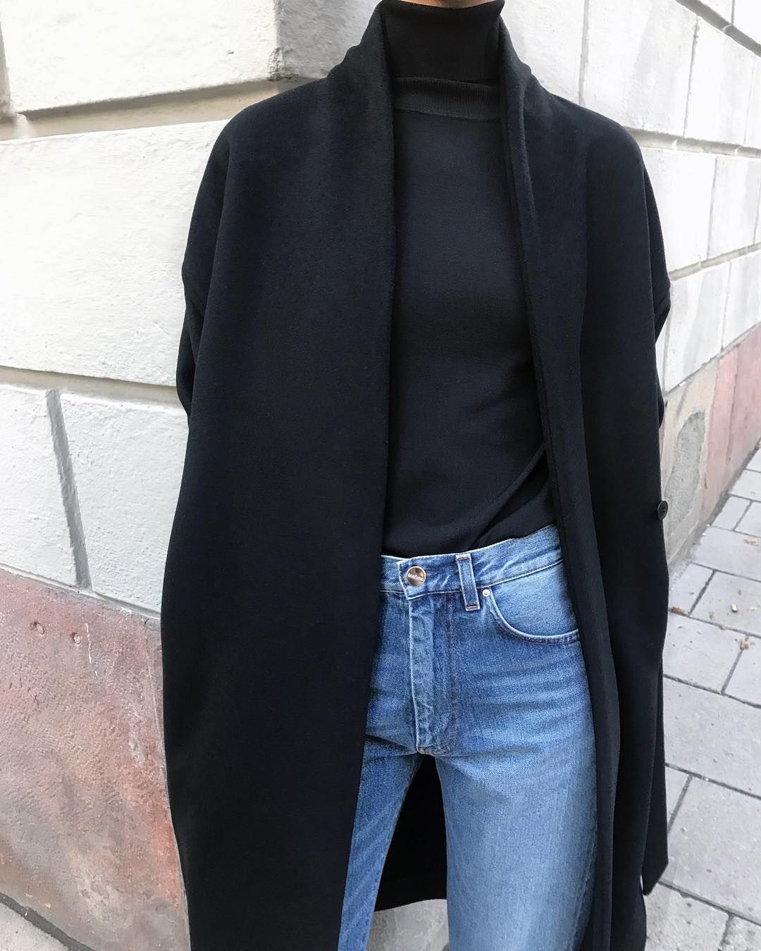 Oversized Black Coat with Black Turtleneck and Jeans — Winter Minimalist Outfits 2027