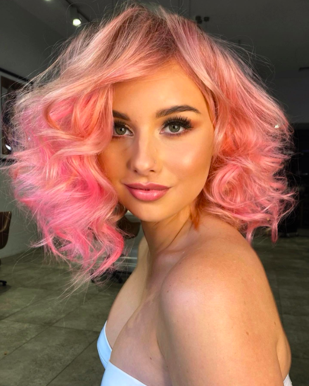 Ear Visual Idea Ear Visual Idea — Blonde 2027 with Pink Hair