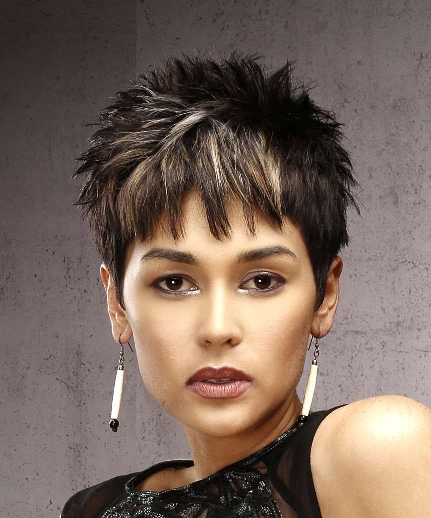 Short Choppy Bangs Dark Brown Pixie With Blonde Highlights Short Choppy Bangs Dark Brown Pixie With Blonde Highlights — Two Tone Pixie 2027