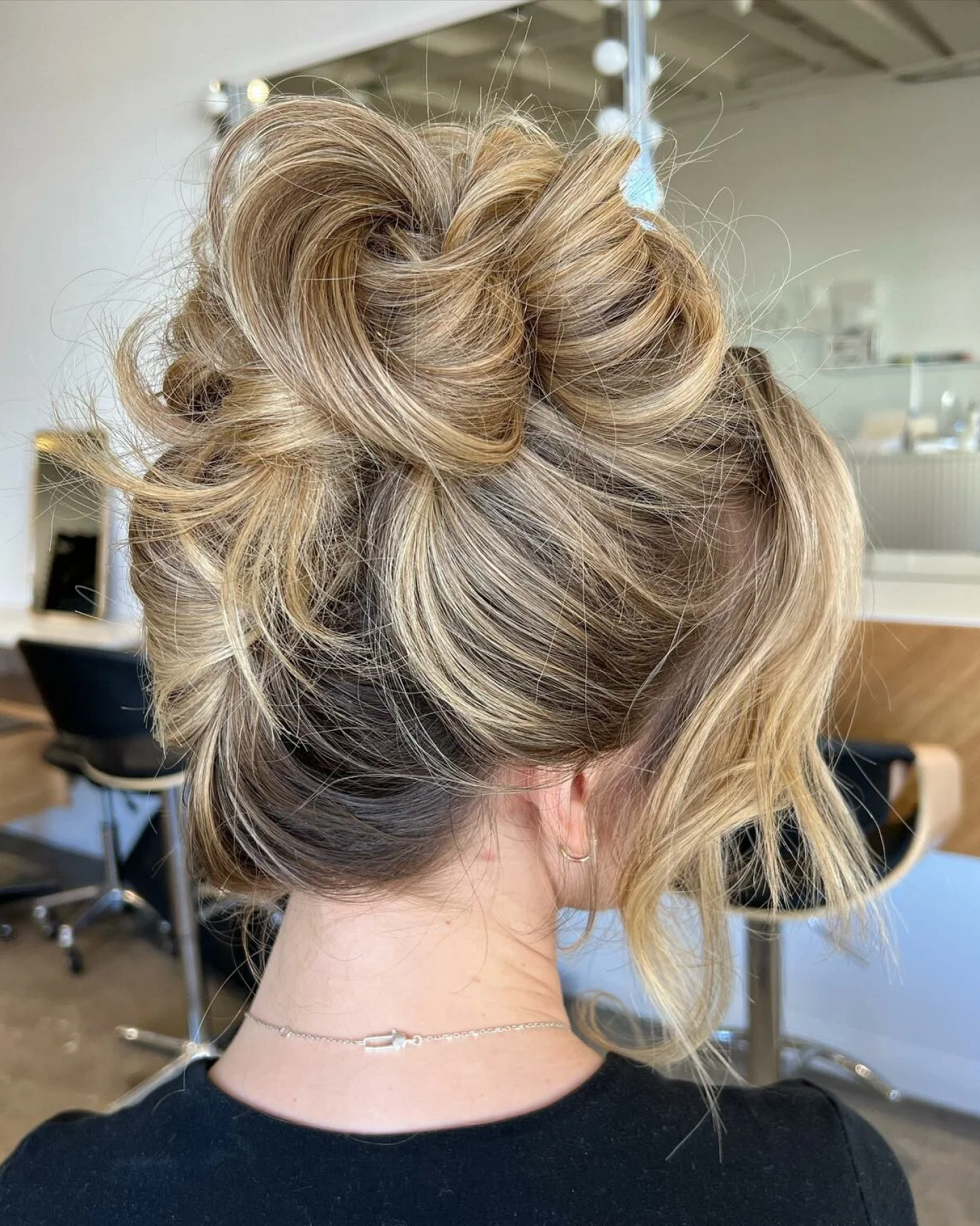 Visual Idea — A Textured Office Hairstyles 2027