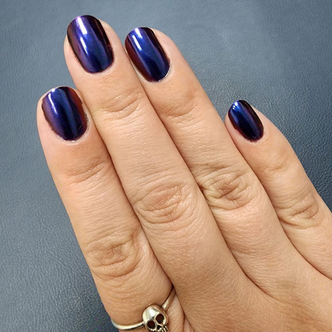 Indigo Chrome with Iridescent Shifts Indigo Chrome with Iridescent Shifts — Dark Chrome Nails 2027