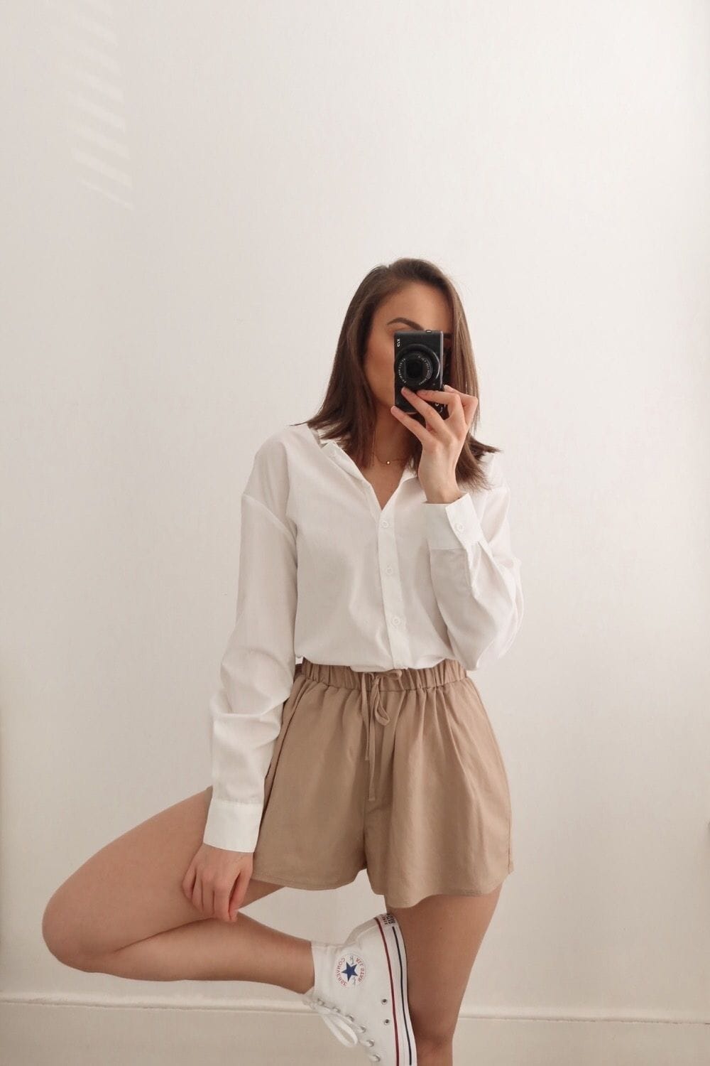 Relaxed Daytime: Linen-Blend Shorts and Button-Down Shirt Relaxed Daytime: Linen-Blend Shorts and Button-Down Shirt — Summer Outfits 2027 for Teens