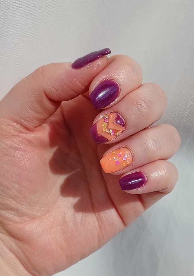 Glitter Visual Idea — 30th Birthday Nails 2027
