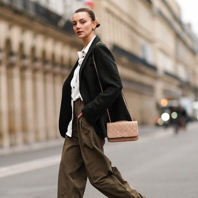 Smart Casual Blazer and Trousers for Business Travel Smart Casual Blazer and Trousers for Business Travel — Business Trip Outfits 2027